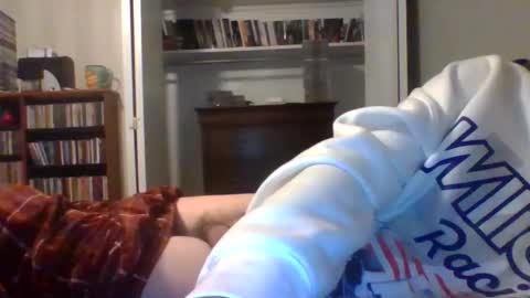 sosofaggot online show from December 13, 10:15 pm