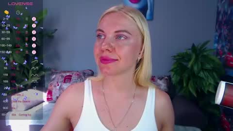 Snapshot of soul_liza chatting on July 1, 1:51 am Lisa online show from July 1, 1:51 am