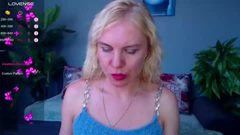 Snapshot of soul_liza chatting on July 9, 6:06 am Lisa online show from July 9, 6:06 am