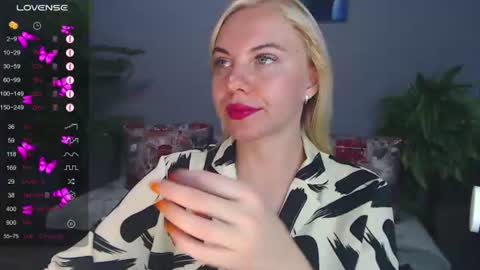 Snapshot of soul_liza chatting on July 22, 1:41 am Lisa online show from July 22, 1:41 am