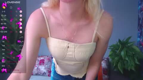 Snapshot of soul_liza chatting on July 29, 3:04 am Lisa online show from July 29, 3:04 am