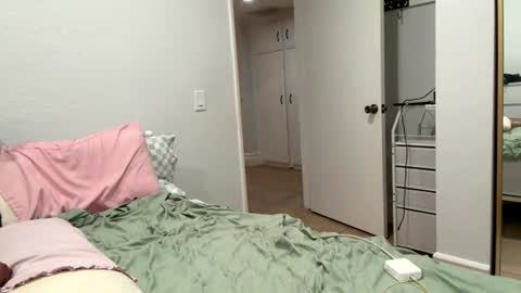 Longhaitianbbc  thick latina online show from June 26, 11:53 pm