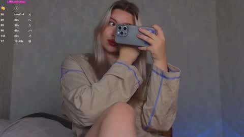 Snapshot of soulmeinme chatting on October 23, 8:18 pm soulmeinme online show from October 23, 8:18 pm