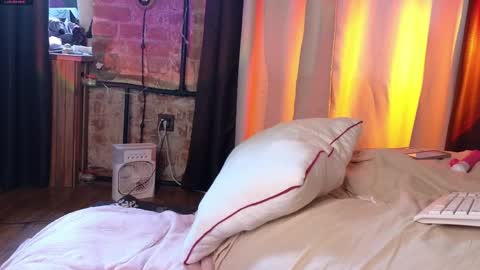 soulmeinme online show from May 20, 7:36 am