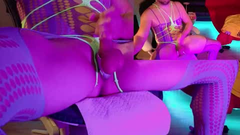 soundingslutslave online show from November 9, 6:33 am