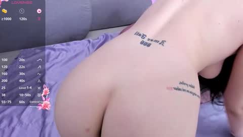 sourcherry1 online show from November 3, 8:32 pm