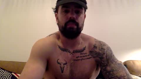 sourpineppleice online show from February 12, 8:20 am