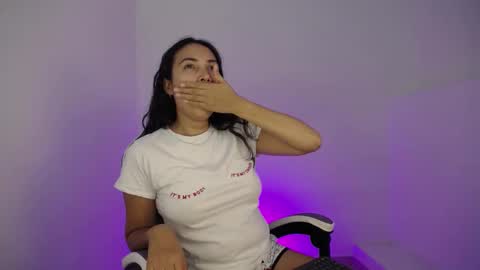 Ana  online show from February 4, 11:38 pm