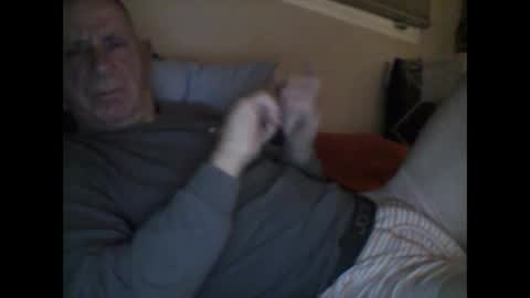 Snapshot of sox1957 chatting on December 1, 12:04 am sox1957 online show from December 1, 12:04 am