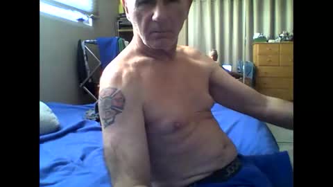 Snapshot of sox1957 chatting on December 3, 8:18 pm sox1957 online show from December 3, 8:18 pm