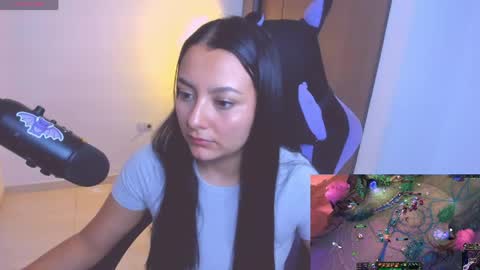 Lili online show from April 20, 11:28 pm