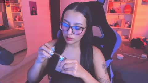 Lili online show from June 24, 3:05 am