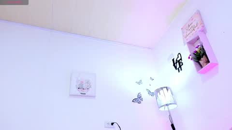 Alicia PVT OPEN online show from September 30, 11:54 pm