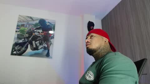 soy_apolo online show from September 30, 5:29 pm