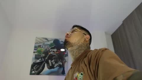 soy_apolo online show from December 17, 2:12 pm