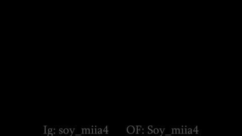 Snapshot of soy_miia chatting on September 23, 9:29 pm MIA online show from September 23, 9:29 pm