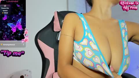 sheila smitt  online show from January 17, 4:28 am