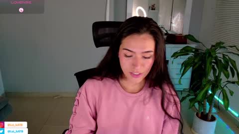 Luisa    online show from January 28, 4:18 am