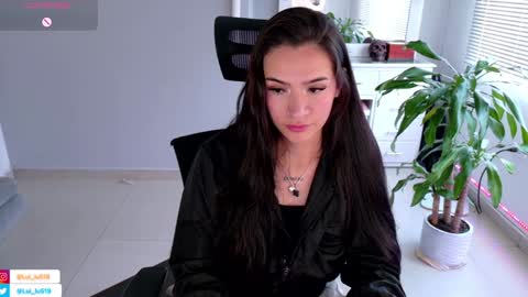 Luisa    online show from February 2, 9:02 pm