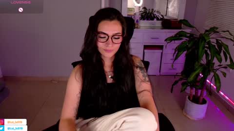 Luisa    online show from February 3, 12:04 am