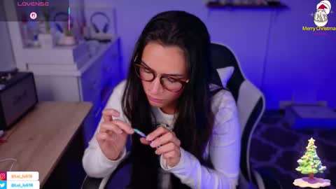 Luisa    online show from December 16, 10:48 pm