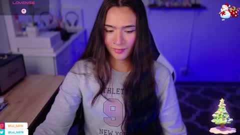 Luisa    online show from January 6, 11:29 pm