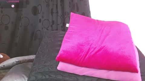 Snapshot of soyamelia_99 chatting on January 25, 12:05 pm Amelia online show from January 25, 12:05 pm