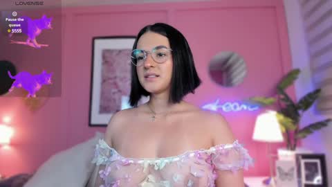 Aleja online show from December 30, 4:20 am