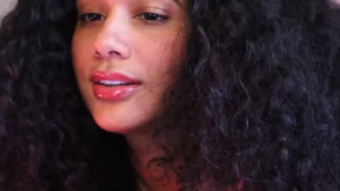 You want to talk to me more personal follow me in My Channel VIP  50 the discount       online show from December 16, 10:13 pm