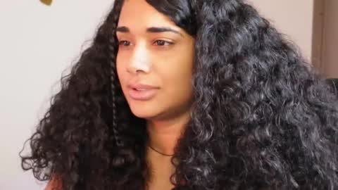 You want to talk to me more personal follow me in My Channel VIP  50 the discount       online show from January 29, 7:22 pm