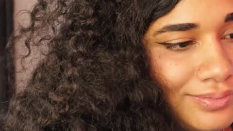 You want to talk to me more personal follow me in My Channel VIP  50 the discount       online show from February 10, 10:36 pm