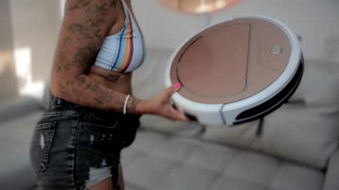 Snapshot of soytulu_ chatting on January 8, 6:52 pm brisa s online show from January 8, 6:52 pm