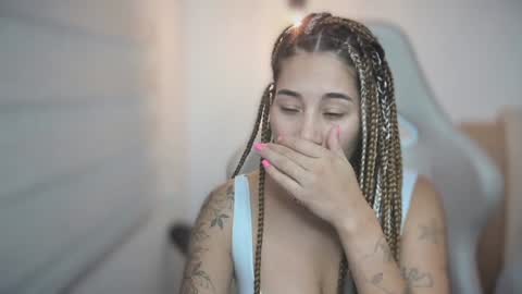 Snapshot of soytulu_ chatting on January 26, 10:46 pm brisa s online show from January 26, 10:46 pm
