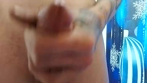 Snapshot of sp696804 chatting on January 6, 9:39 pm sp696804 online show from January 6, 9:39 pm