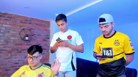 Gabo Lucas and Justin online show from June 6, 7:29 pm