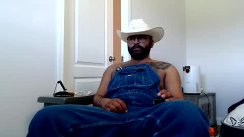 Snapshot of spacecowboi9619 chatting on May 21, 8:05 pm SpaceCowBoy online show from May 21, 8:05 pm