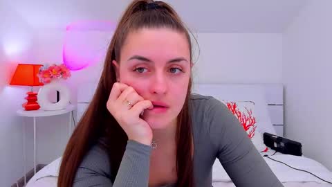 Snapshot of spacelady_ chatting on March 10, 1:27 pm Julia online show from March 10, 1:27 pm