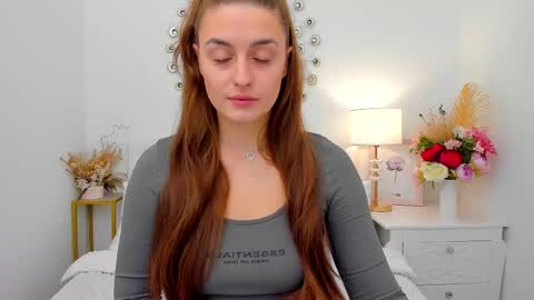 Snapshot of spacelady_ chatting on March 21, 11:15 am Julia online show from March 21, 11:15 am