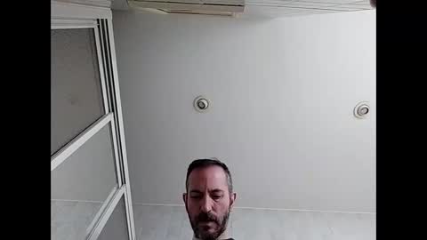 Snapshot of spanishharddick chatting on January 28, 2:11 am Manu online show from January 28, 2:11 am