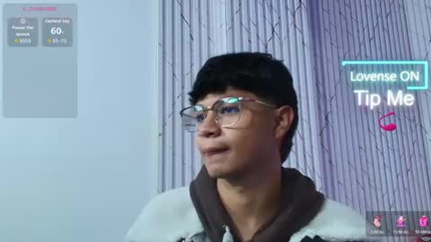 spark_tay online show from May 31, 3:04 am