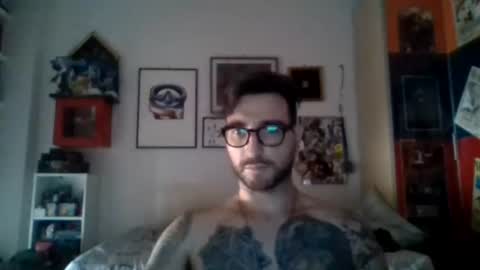 Snapshot of sparkcock666945 chatting on July 18, 12:31 pm Vale The Sparky online show from July 18, 12:31 pm