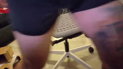 Snapshot of sparklenuts17 chatting on January 12, 4:00 am sparklenuts17 online show from January 12, 4:00 am