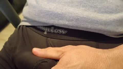 Snapshot of sparklenuts17 chatting on February 11, 3:18 pm sparklenuts17 online show from February 11, 3:18 pm