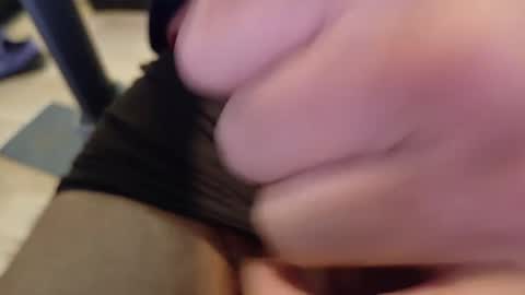 Snapshot of sparklenuts17 chatting on March 11, 2:40 pm sparklenuts17 online show from March 11, 2:40 pm