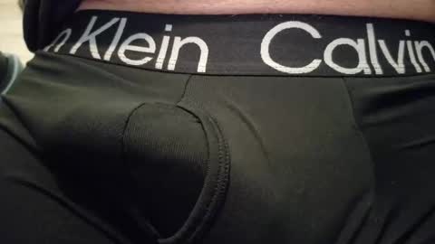 Snapshot of sparklenuts17 chatting on September 28, 2:11 pm sparklenuts17 online show from September 28, 2:11 pm