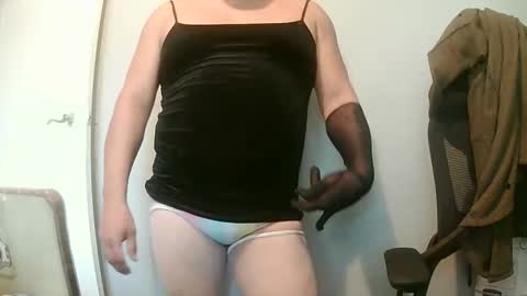 sparkles859037 online show from November 23, 7:35 pm