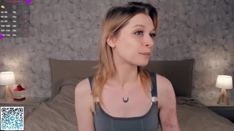 Snapshot of sparkly_k chatting on February 23, 7:39 am Kate online show from February 23, 7:39 am