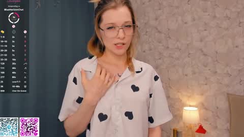 Snapshot of sparkly_k chatting on March 26, 7:47 am Kate online show from March 26, 7:47 am