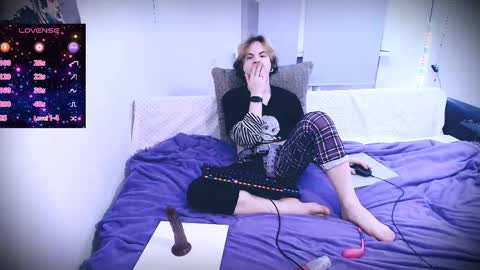 sparkyferret online show from December 3, 3:21 pm