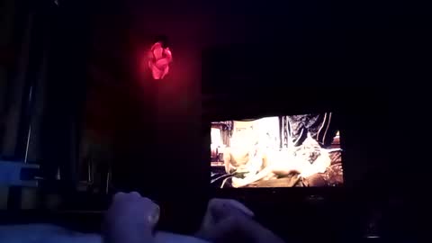 Snapshot of sparkyspeedway chatting on October 13, 3:28 am sparkyspeedway online show from October 13, 3:28 am